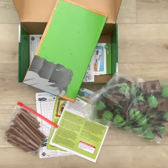 Lakeshore STEM Folk Tales Problem Solving Kit - Picture 2 of 2